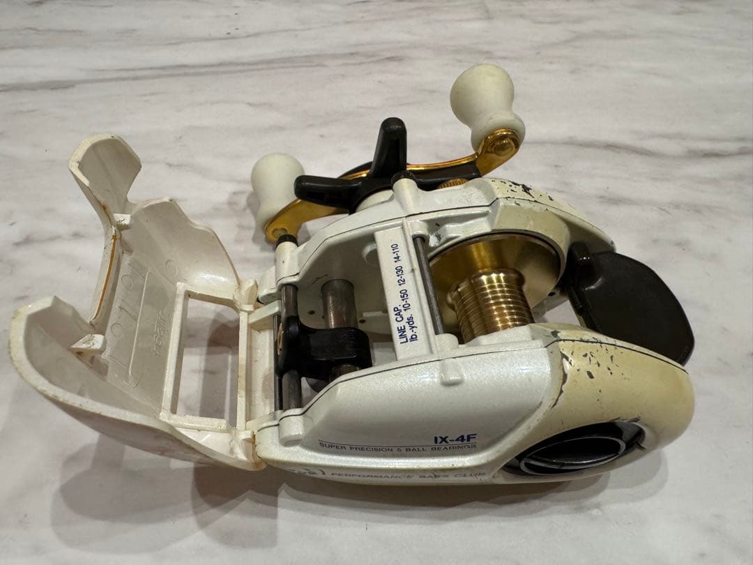 ZEAL イクシオーネ　カオリ