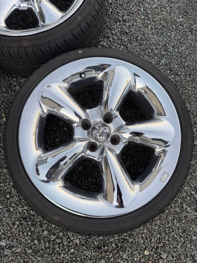 WORK グッカーズ 17インチ　pcd100 4穴