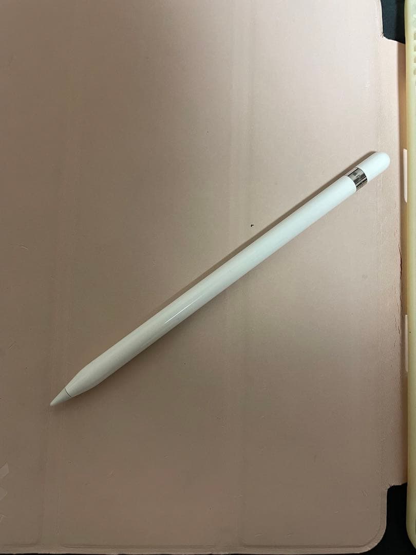 iPad (第7世代) 10.2インチ ゴールド Apple Pencil付き