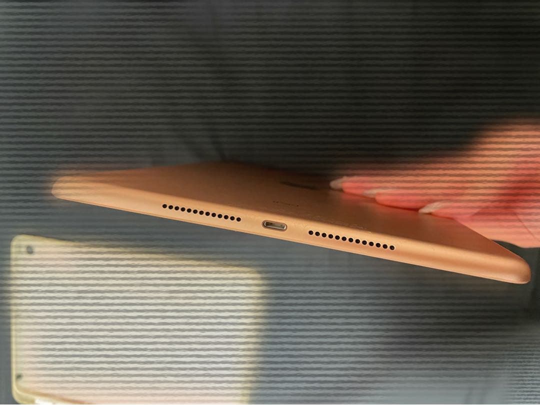 iPad (第7世代) 10.2インチ ゴールド Apple Pencil付き