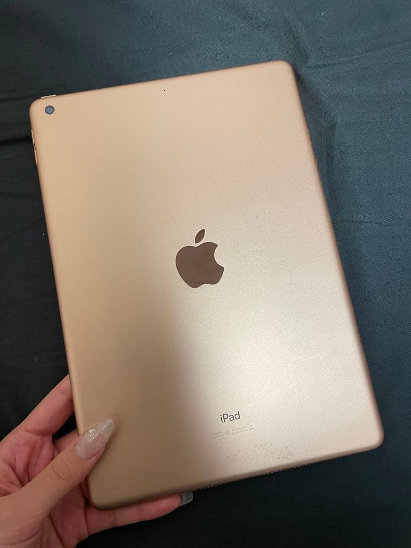 iPad (第7世代) 10.2インチ ゴールド Apple Pencil付き