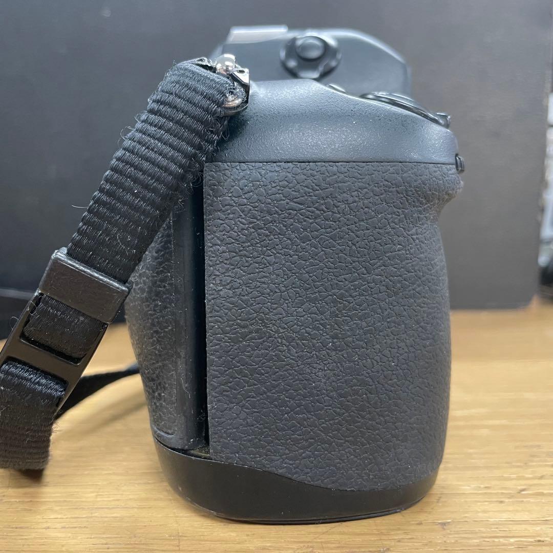 動作品 NIKON F100 フィルムカメラ 一眼レフ ボディ