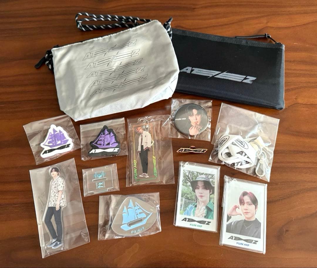 ATEEZ ユノ トレカ トレカファイル 他グッズまとめ