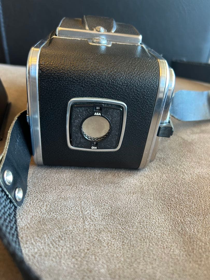 【希少品】Hasselblad 500c中判カメラボディレンズプリズムファインダ