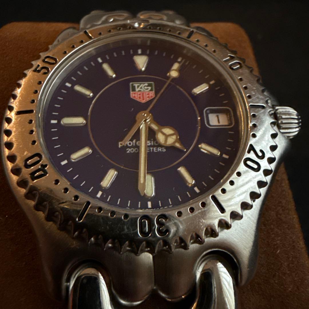 TAGHEUER タグホイヤー　プロフェッショナル200m WG111A