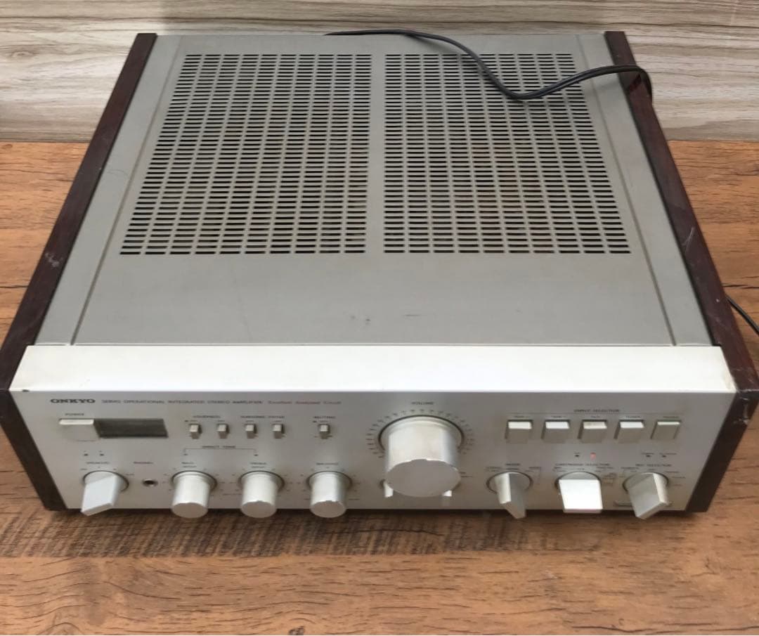 ONKYO Integra A-820GTR 動作品(F41)