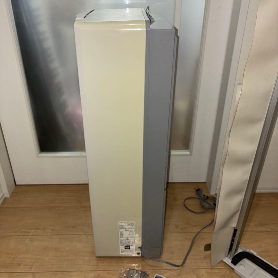 最安値　安い！！送料無料　コロナ 窓用エアコン CW-1618