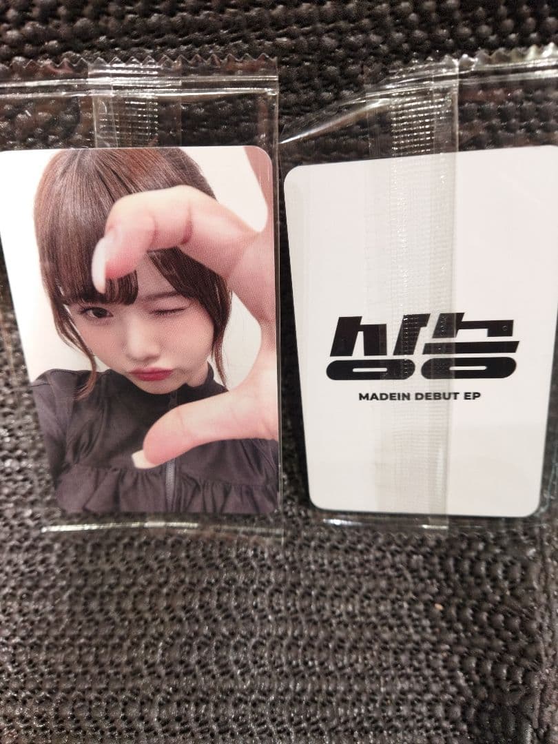 MADEIN セリナ ロッテ 対面サイン会 トレカ2枚セット