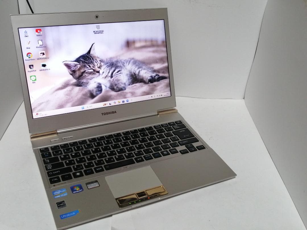 せWindows11東芝ノートパソコン爆速SSDメモリ8G office互換