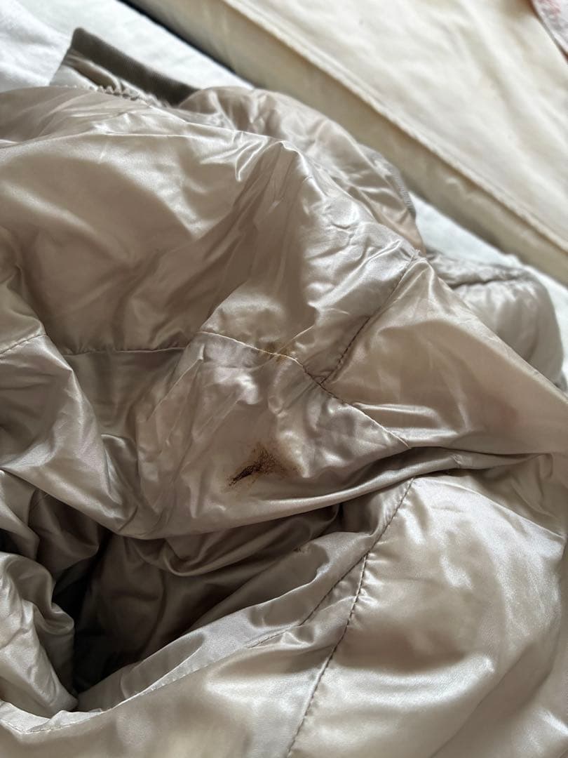 【ひでにゃん】モンクレール hermine シャンパンゴールド1