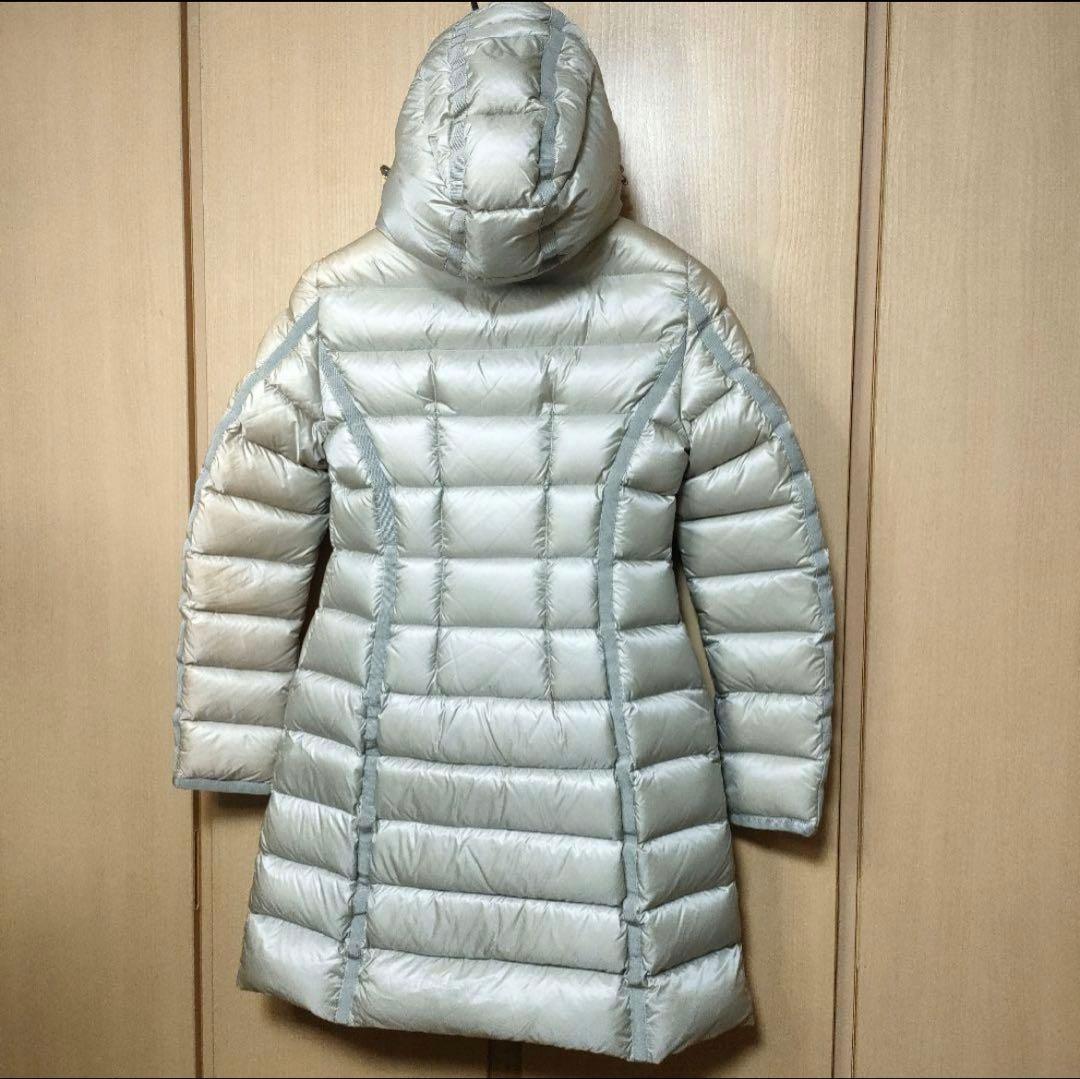 【ひでにゃん】モンクレール hermine シャンパンゴールド1