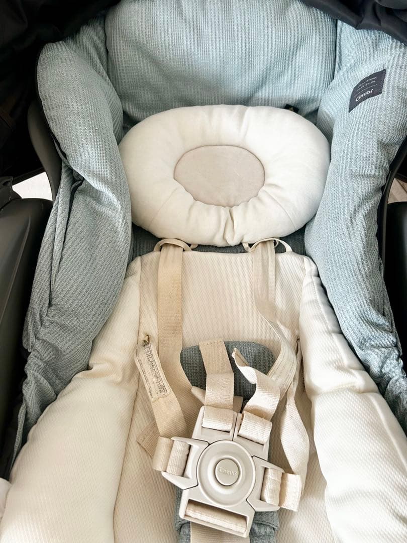 コンビ　ネムリラAUTO SWING BEDi Long スリープシェル EG