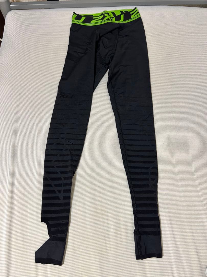 2XU リカバリータイツ　s ヒロアキ