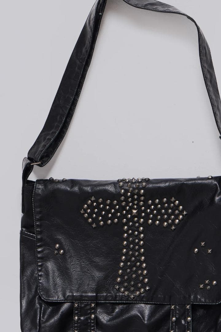 ★新品/JADED LONDON/CROSSスタッズメッセンジャーバッグ/B★