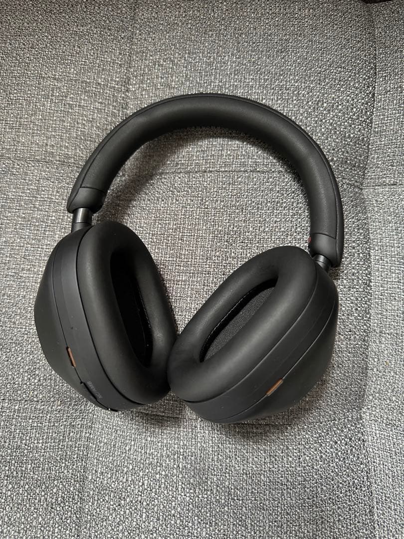 Sony WH-1000XM5ブラック