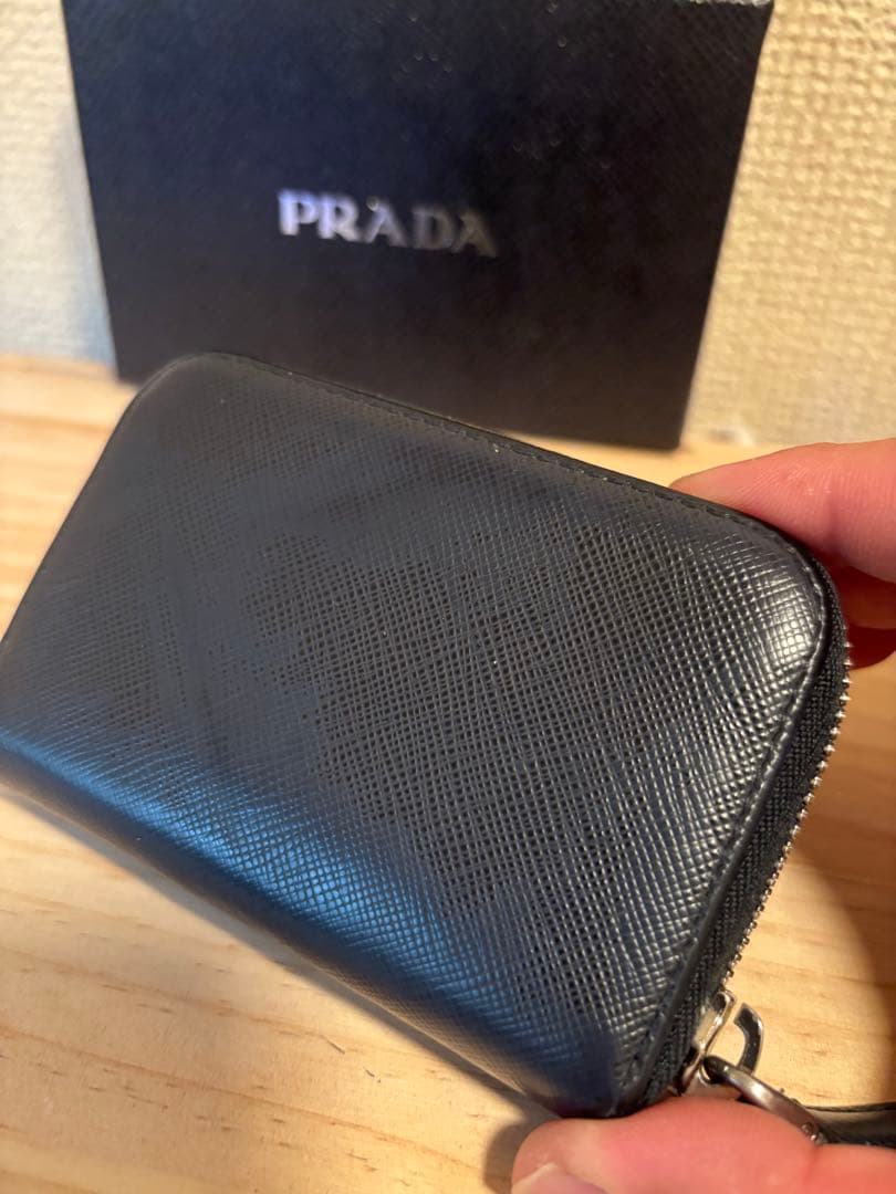 PRADA サフィアーノトライアングル　ケース/カードホルダー
