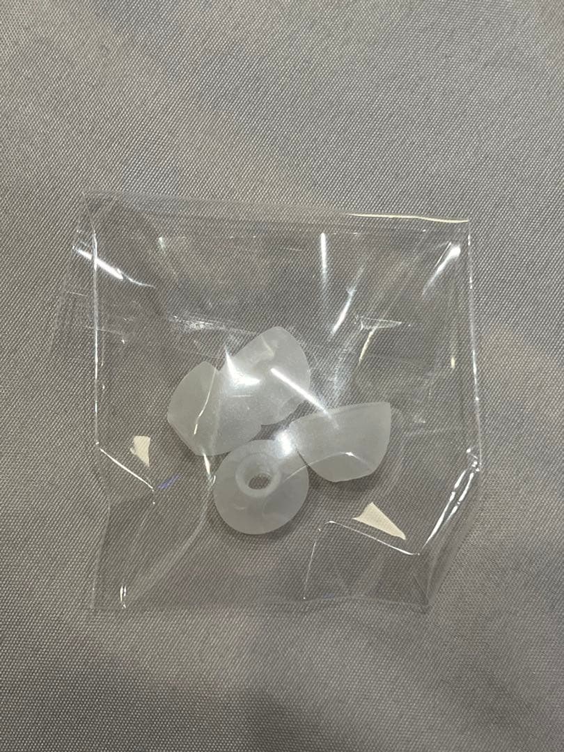 ILLIT bomb Merch イヤホン イヤモニ風