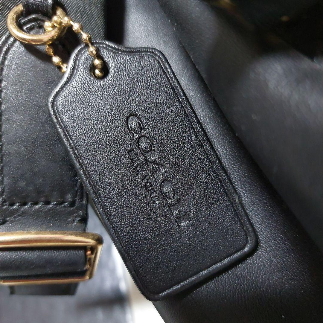 COACH　シグネチャーバックパック　ブラウン