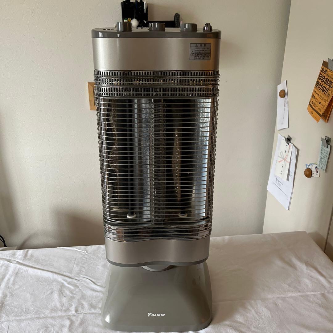 最終価格　ダイキン遠赤外線暖房機　セラムヒート