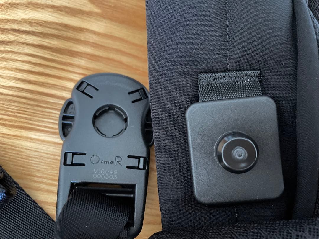 【美品】AIRBUGGY エアバギー 抱っこ紐 ベビーキャリア ブラック