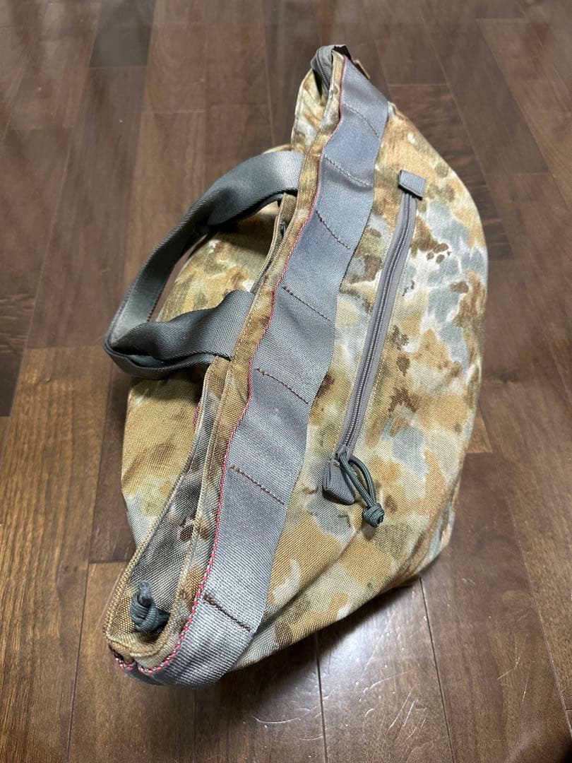 ブリーフィング カモ柄　トートバッグ