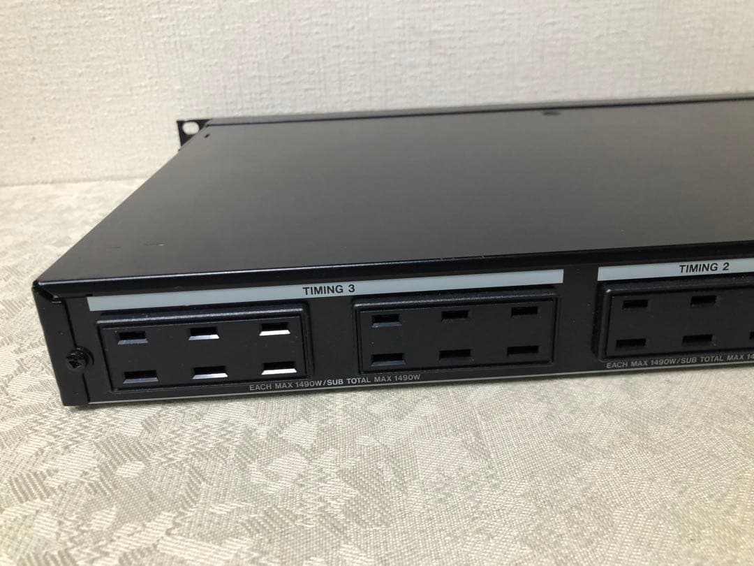 Tascam AV-P2800 安定化電源 タスカム