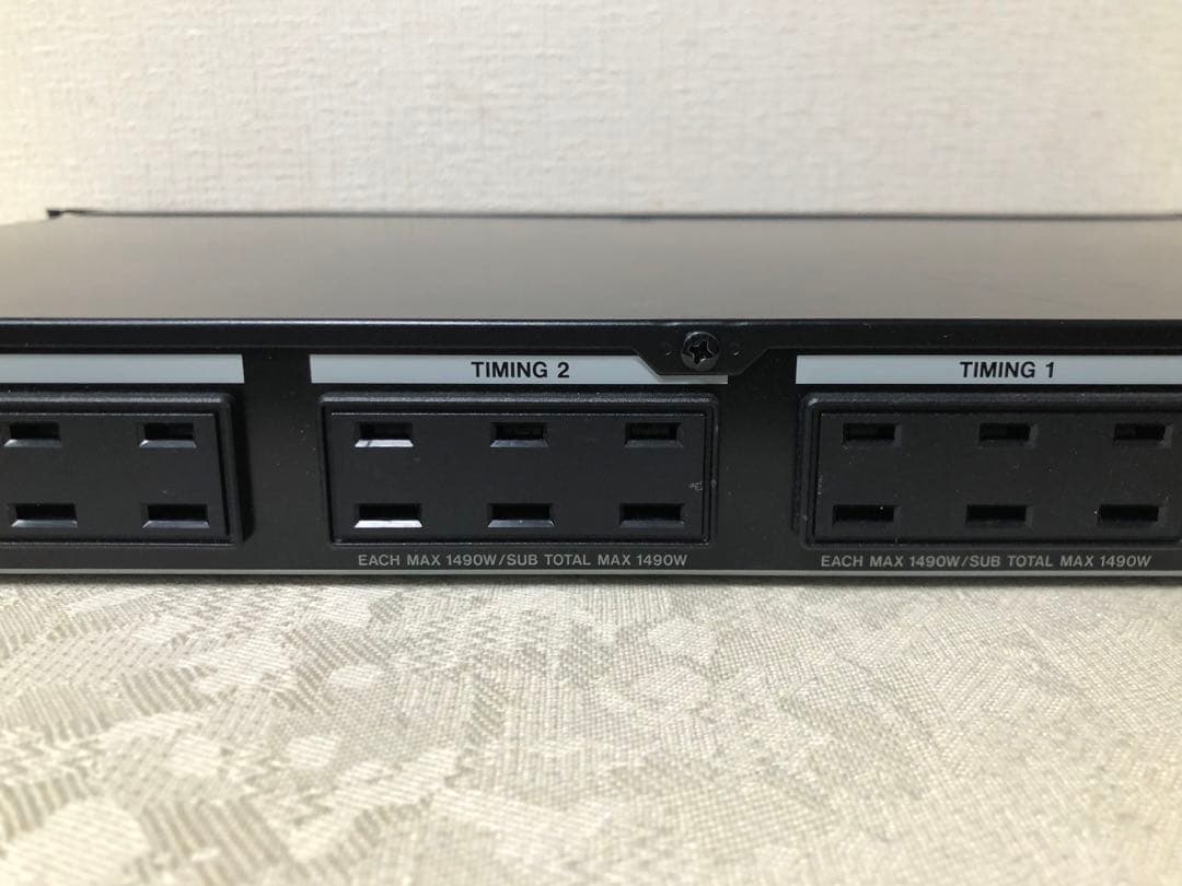 Tascam AV-P2800 安定化電源 タスカム