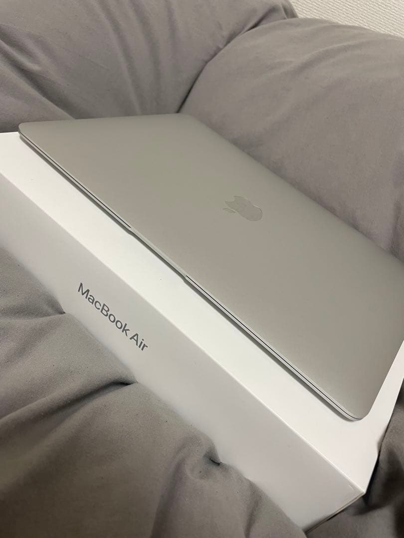 超美品　MacBook Air Retina 13-inch 2020