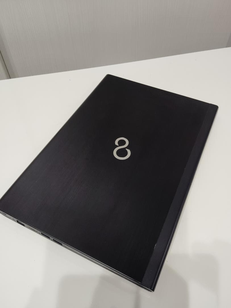 FUJITSU U537 13.3インチ ノートPC