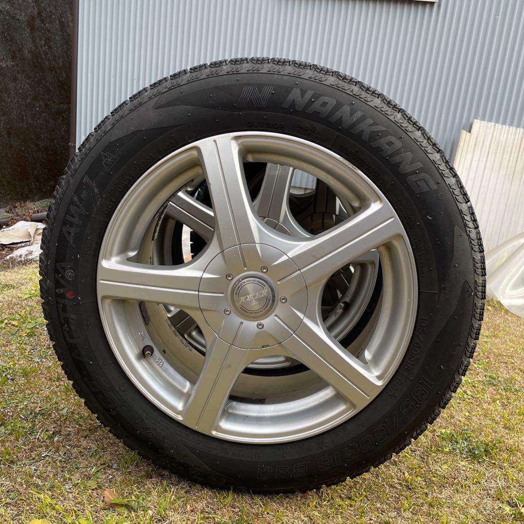 【送料込み】　スタッドレスタイヤ　195/60/r16ホイール付4本　セレナ