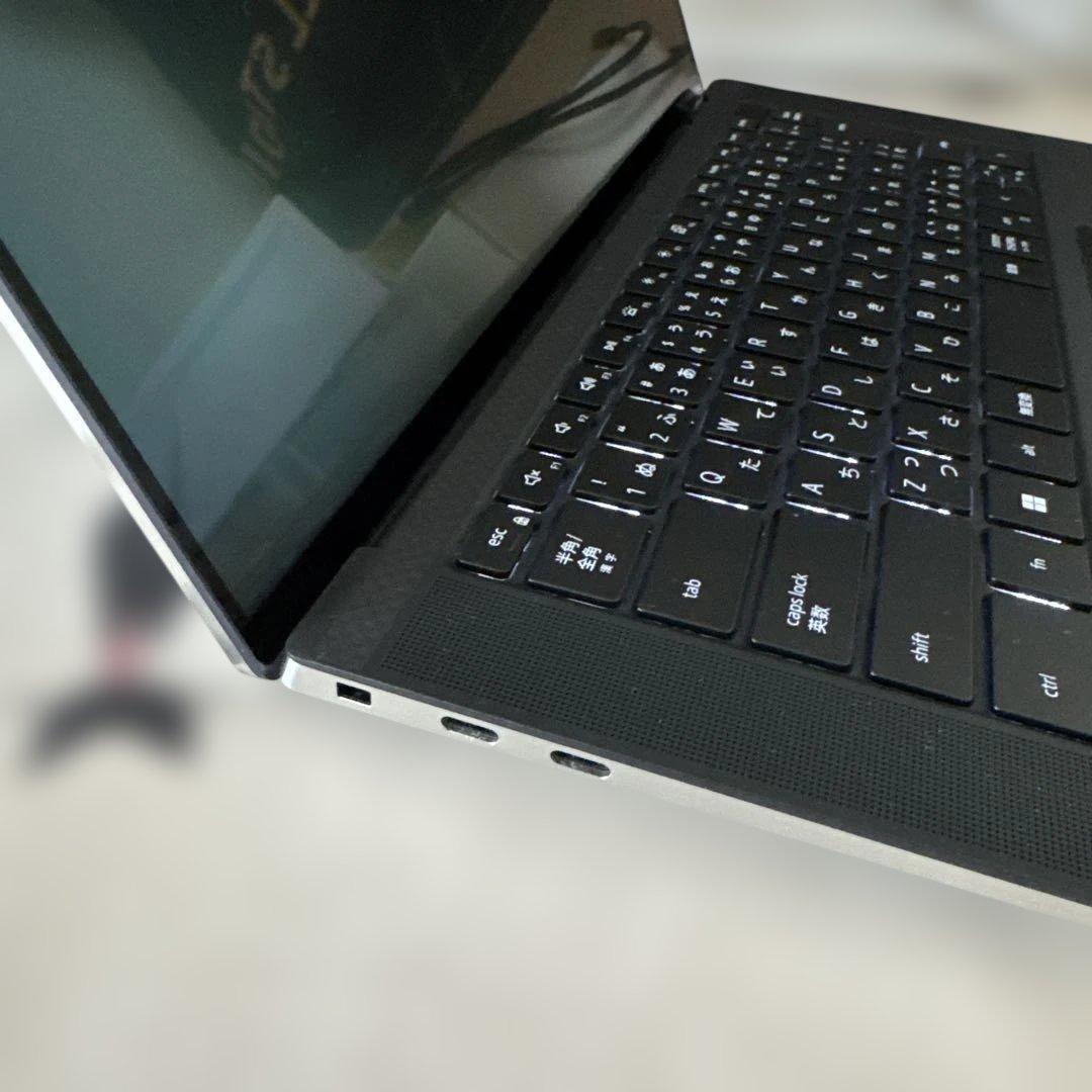 【新品同様】Dell XSP15 Intel Core i9