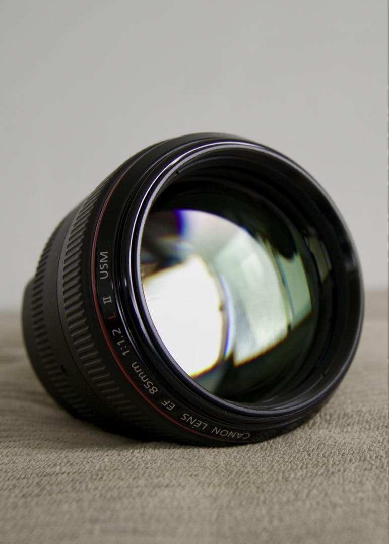 Canon EF 85mm f/1.2L II USM レンズ