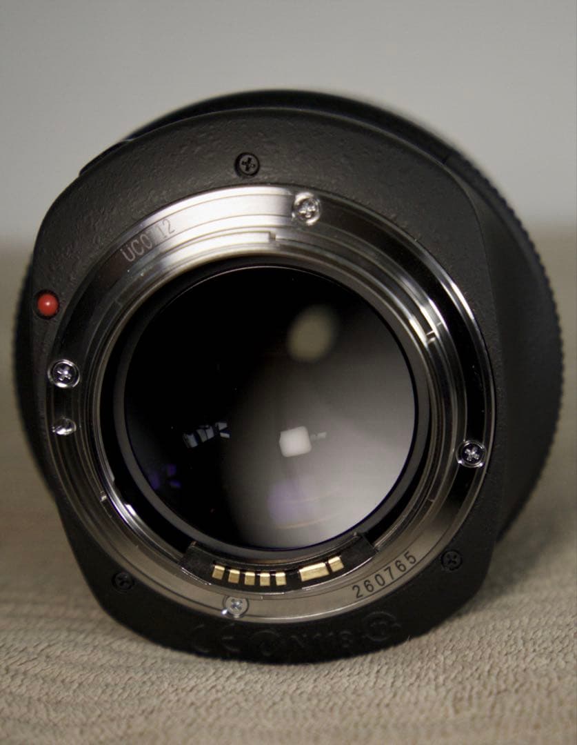 Canon EF 85mm f/1.2L II USM レンズ