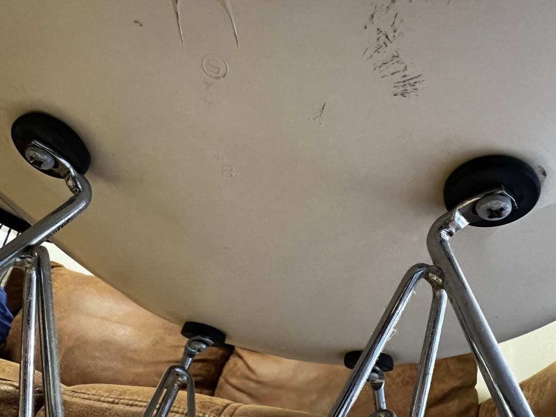 ハーマンミラー イームズ サイドシェルチェア 黒 刻印あり 中古