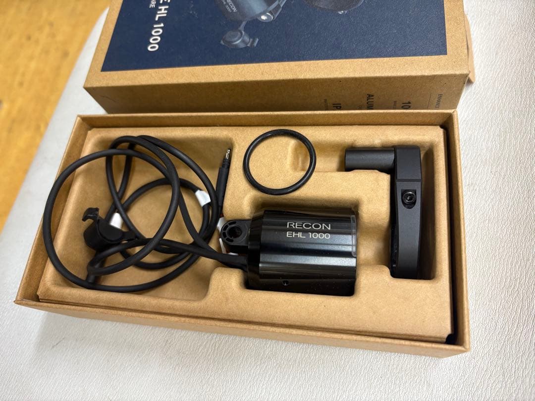 GIANT RECON E HL 1000 ヘッドライト