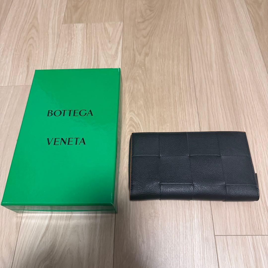 BOTTEGA VENETA カセット　ジップアラウンドロングウォレット
