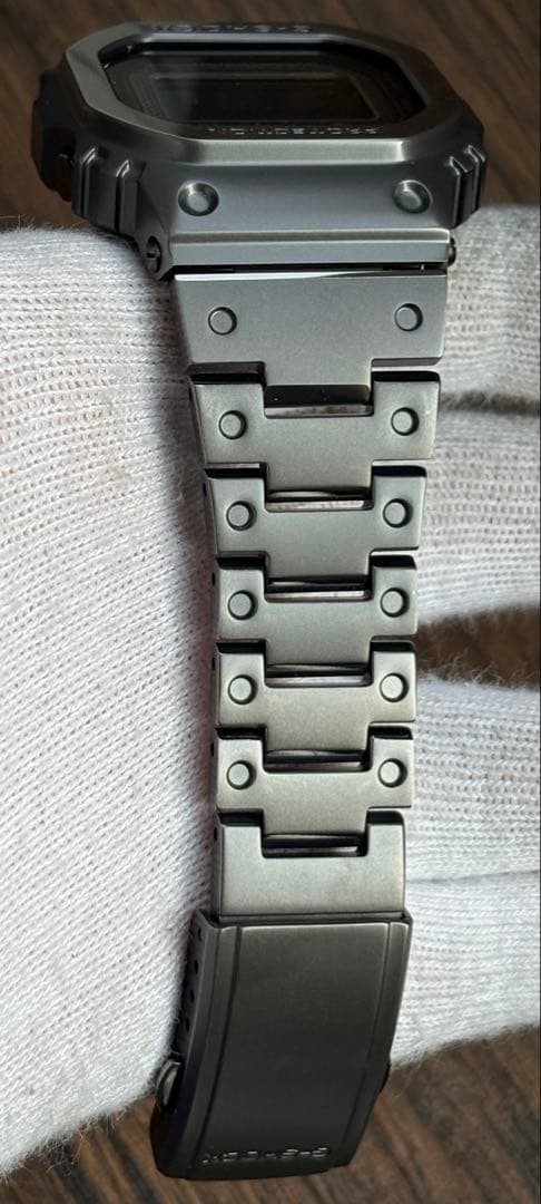 美品　G-SHOCK GMW-B5000MB-1JF ブラック 電波ソーラー