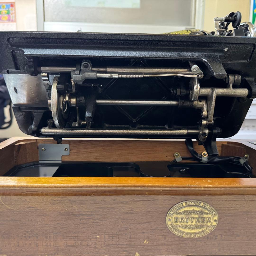 ブラザー ミシン brother HA1-B050 黒 木製ケース アンティーク