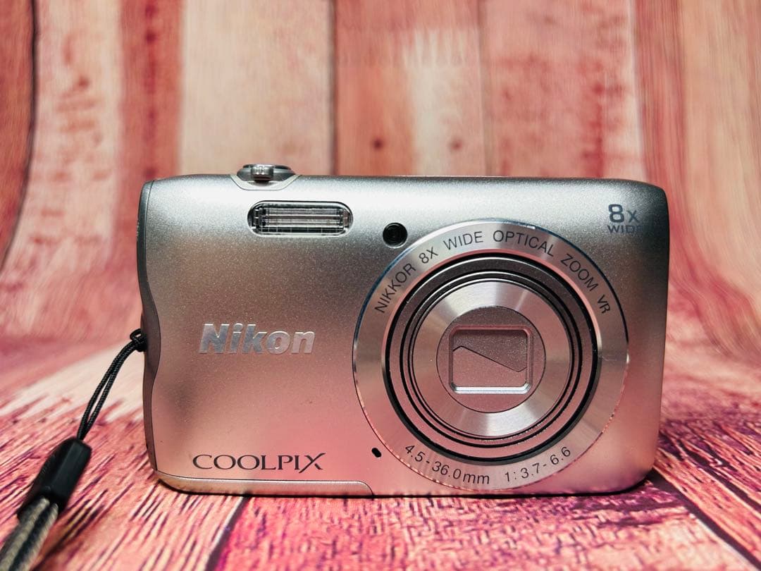 Nikon ニコン COOLPIX A300 シルバー デジタル