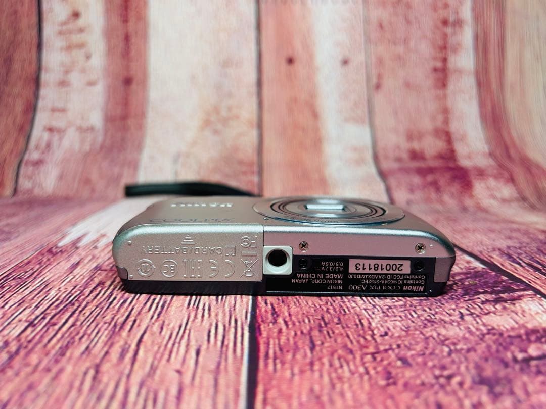 Nikon ニコン COOLPIX A300 シルバー デジタル