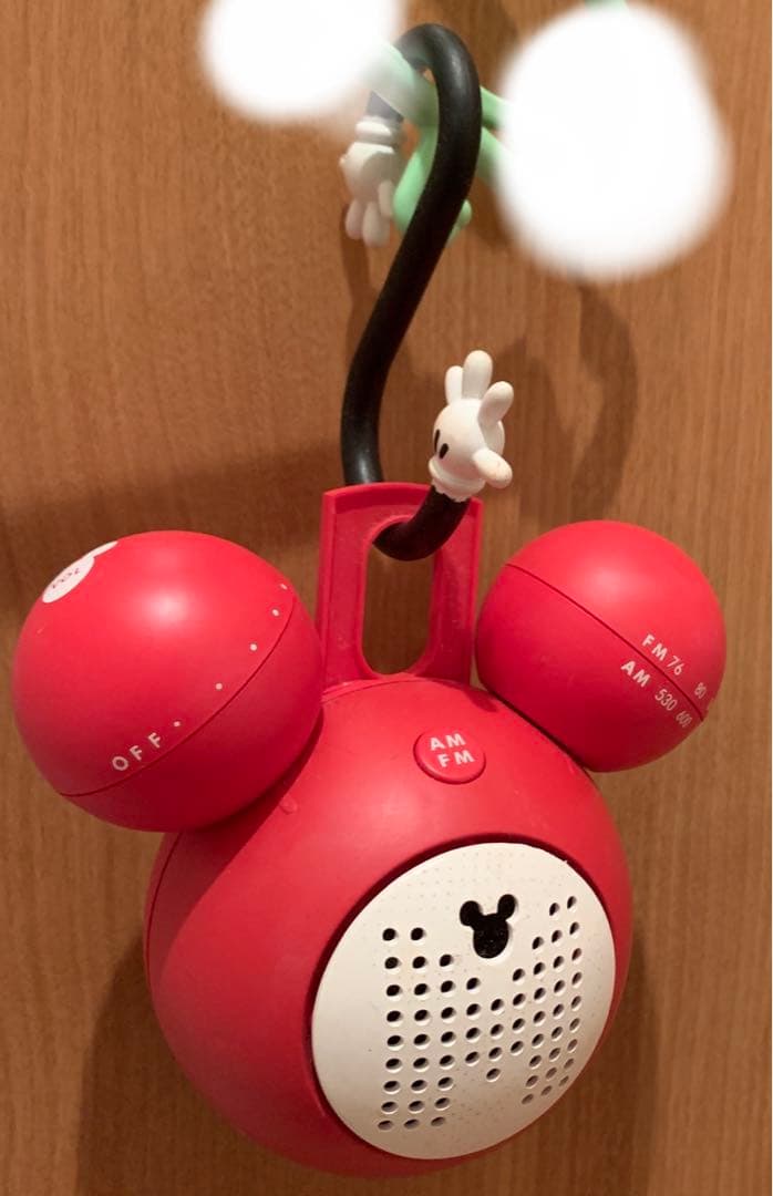 希少　ミッキーマウスの形のラジオ　ミッキーの手のフック付き