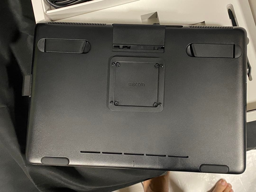 専用スタンド付き wacomワコムCintiq16 DTK-1660/K0-DX