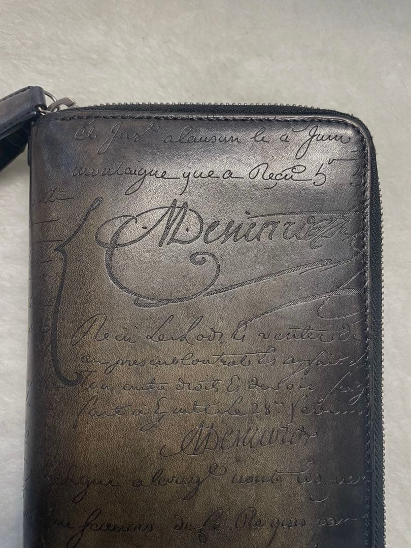 ピコレ‼️ベルルッティBerlutiカリグラフィTALIラウンドファスナー