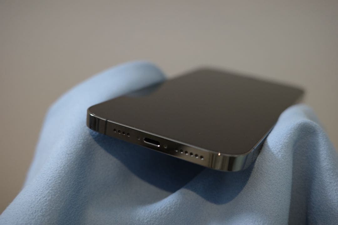 【値下げ】iPhone 12 Pro Max 128GB グラファイト 付属品有