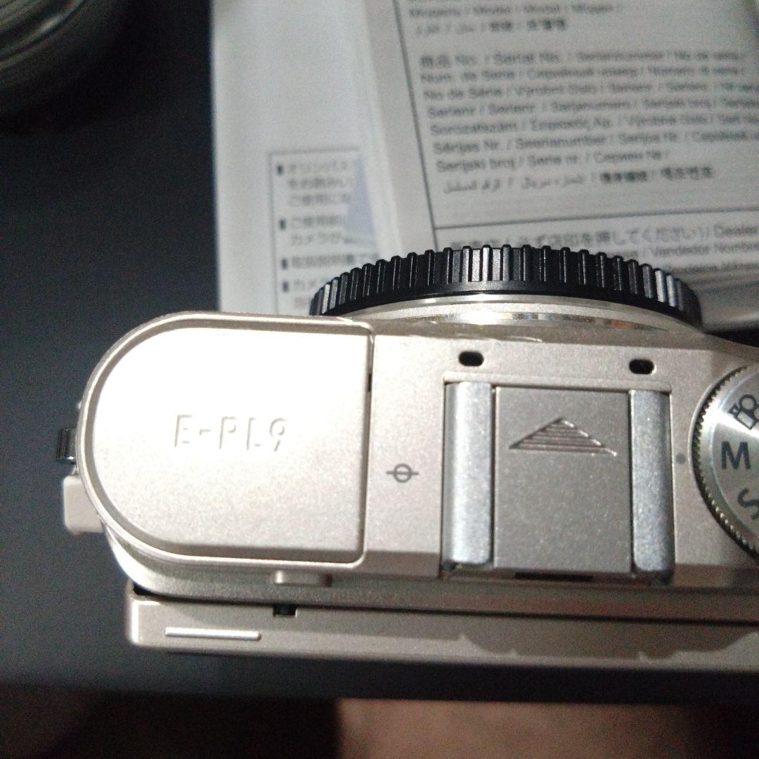 オリンパス PEN E-PL9 ダブルズームレンズキット ミラーレス一眼カメラ