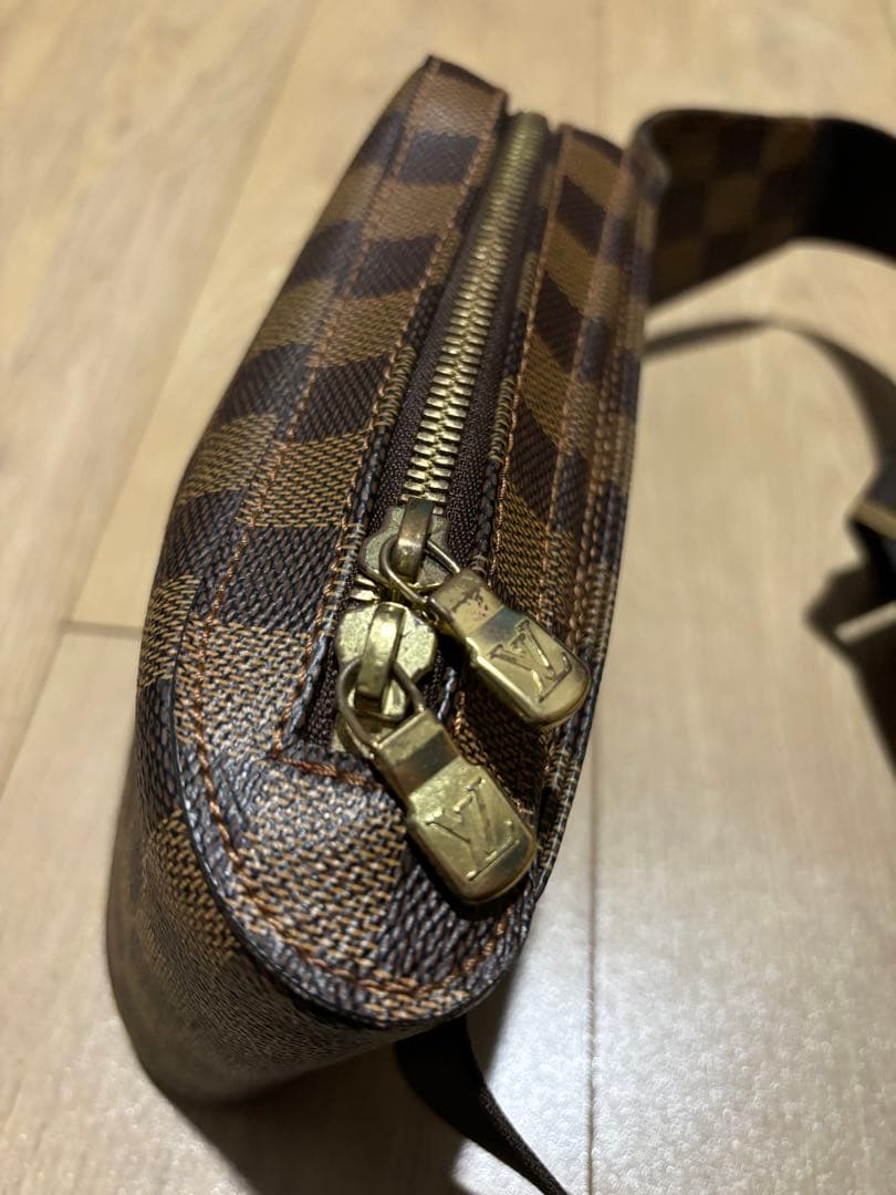 louisvuitton ルイビイトン ダミエ　ボディバッグ　クロスバッグ