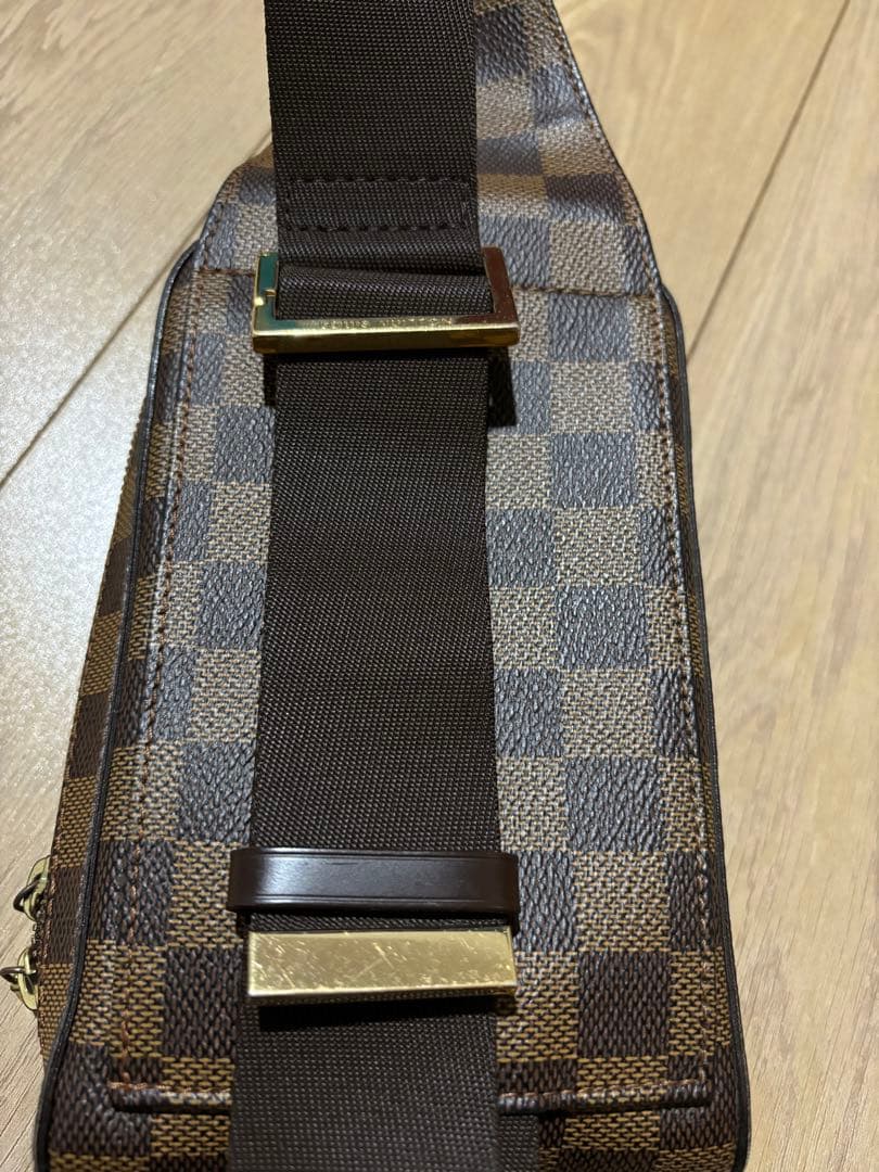 louisvuitton ルイビイトン ダミエ　ボディバッグ　クロスバッグ