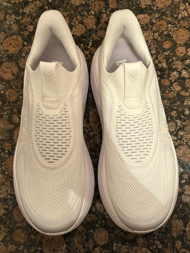 HOKA SKYWARD LACELESS 28cm ホワイト