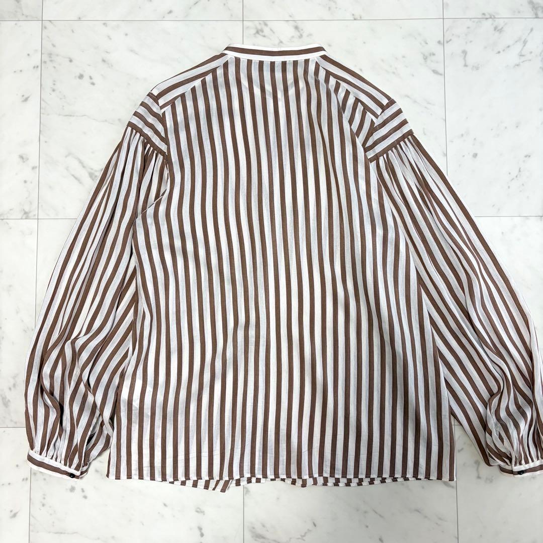 美品 トゥモローランドコレクション シルク混ストライプ スタンドカラーブラウス