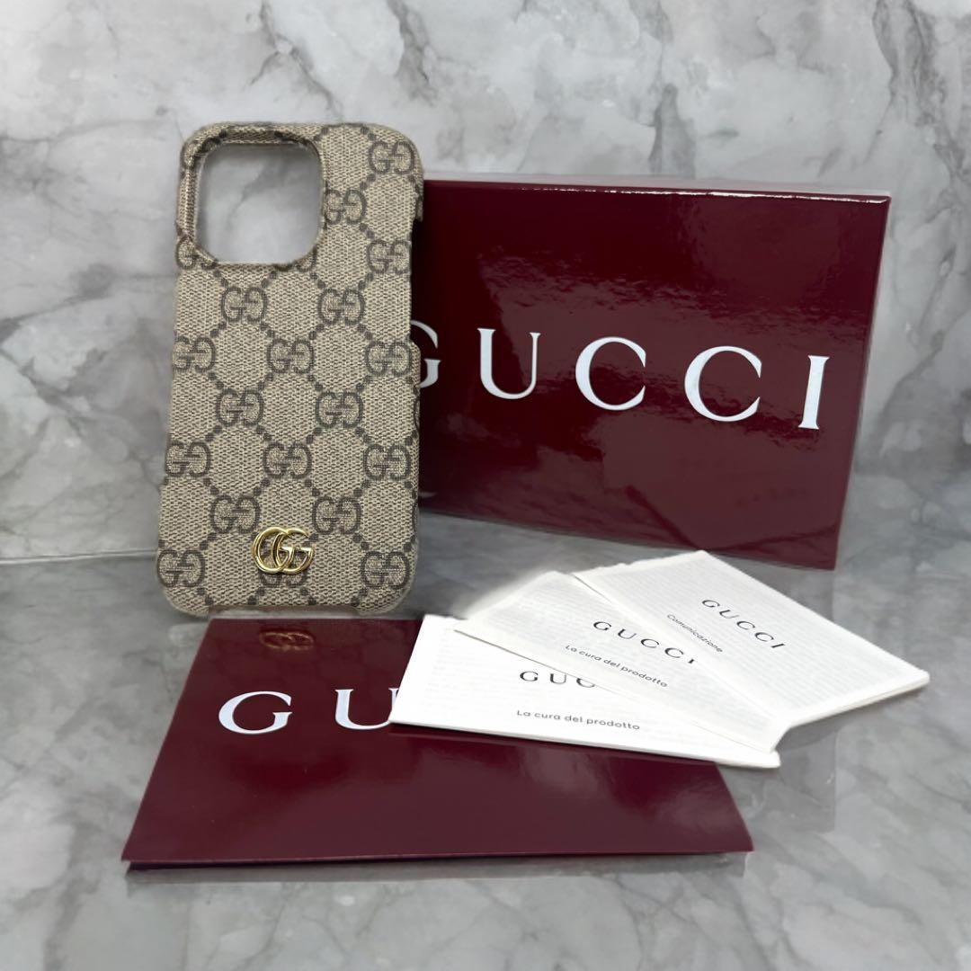 ✨ほぼ未使用✨グッチ　GGスプリーム　iPhone16Pro　スマホケース
